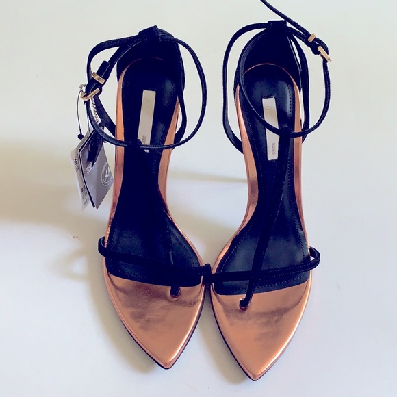 H&M Premium Quality Shoes - NWT H&M Premium Quality Suede Pumps